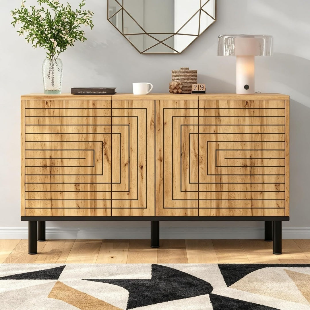 Vaisselier orange en bois, design et pratique